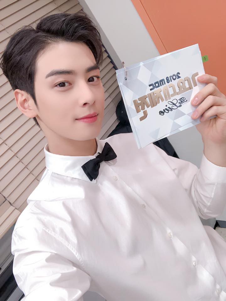 Khiêm tốn như mỹ nam Cha Eun Woo: Tôi còn không biết mình... đẹp trai - Ảnh 5. Khiêm tốn như mỹ nam Cha Eun Woo: Tôi còn không biết mình... đẹp trai - Ảnh 5.