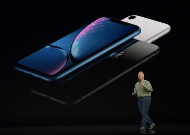 Nghịch l&yacute; d&acirc;n Mỹ mua iPhone: B&aacute;n chạy nhất l&agrave; XR, lẹt đẹt cuối bảng l&agrave; XS - Ảnh 1.