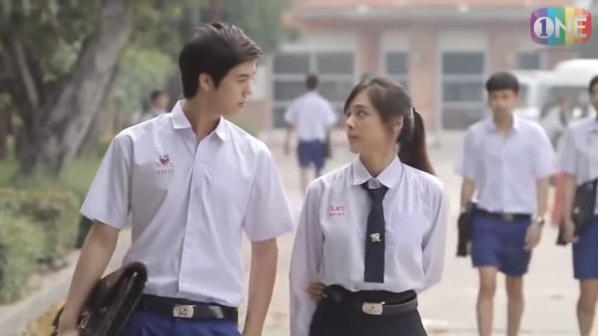 Cẩn thận, v&igrave; bạn sẽ kh&ocirc;ng đỡ được những &ldquo;c&uacute; cua cực kh&eacute;t&rdquo; n&agrave;y của điện ảnh Th&aacute;i Lan đ&acirc;u! - Ảnh 1.