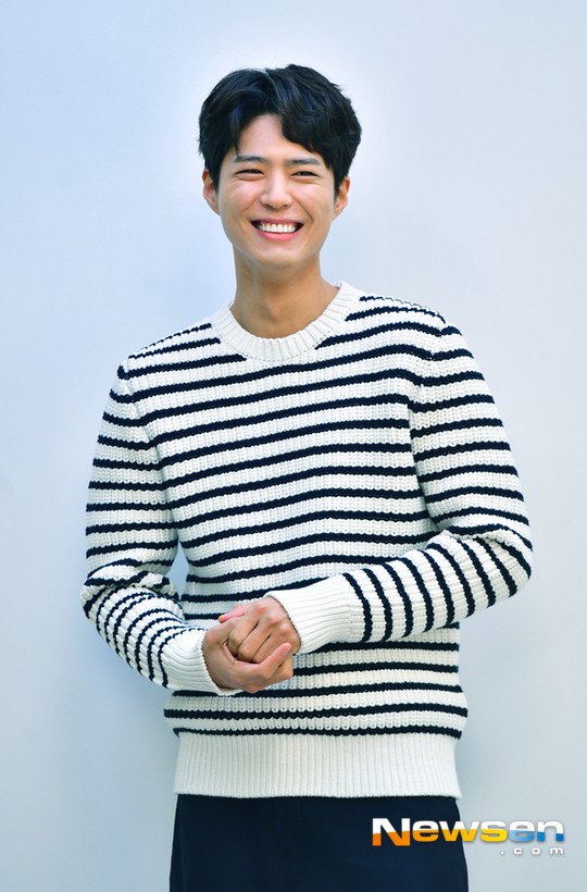 Park Bo Gum lần đầu tiết lộ về chuyện hẹn hò, phản ứng của Song Joong Ki và các thành viên BTS về Encounter - Ảnh 3.