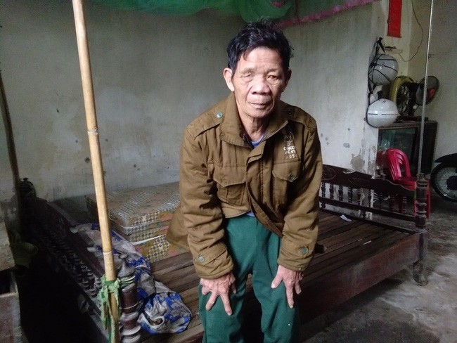 Chồng bị mù cả hai mắt, con trai duy nhất qua đời vì tai nạn giao thông, người phụ nữ chỉ biết chắp tay kêu trời - Ảnh 5.