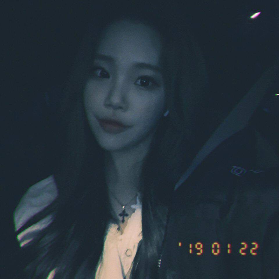 Quyết không chịu xinh một cách bình yên, JooE (MOMOLAND) lại dọa ma người nhìn - Ảnh 2. Quyết không chịu xinh một cách bình yên, JooE (MOMOLAND) lại dọa ma người nhìn - Ảnh 2.