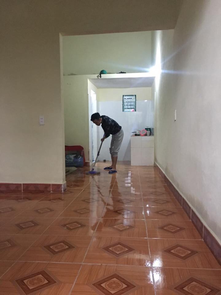 Dọn bãi rác cho bạn thân để lại sau ngày nghỉ Tết, thanh niên được đền bù hẳn 1 tháng tiền nhà coi như lời cảm ơn - Ảnh 3. Dọn bãi rác cho bạn thân để lại sau ngày nghỉ Tết, thanh niên được đền bù hẳn 1 tháng tiền nhà coi như lời cảm ơn - Ảnh 3.