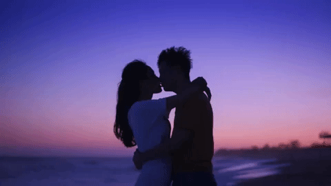 Đây là cách Hoàng Bách tỏ tình lại cùng bà xã nhân kỷ niệm 12 năm ngày cưới - Ảnh 2.