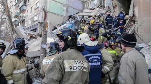27 người thiệt mạng trong vụ nổ sập chung cư ở Nga - Ảnh 1.