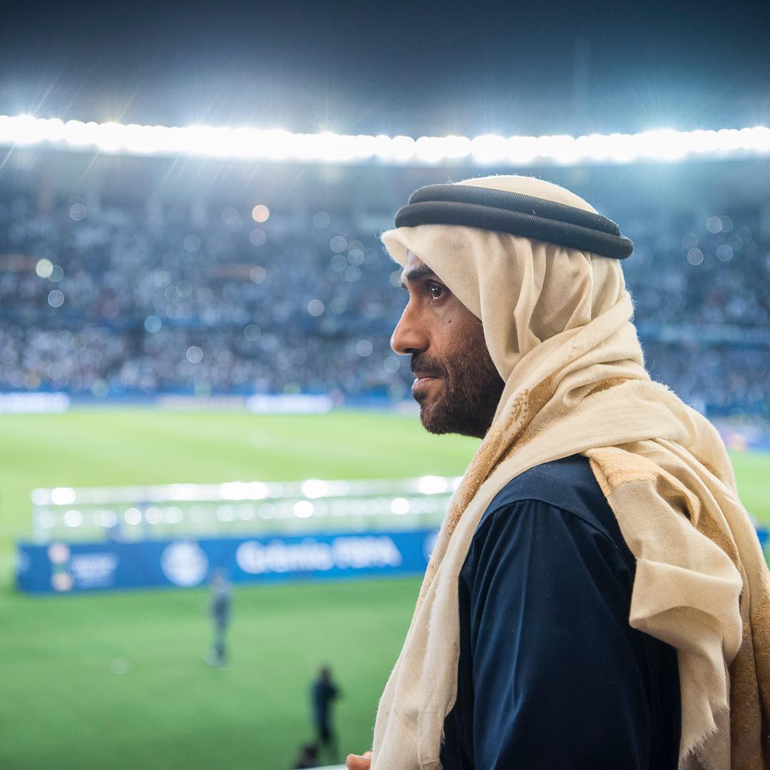Hoàng tử UAE mua sạch vé, không cho dân Qatar vào xem bán kết Asian Cup quyền lực đến mức nào? - Ảnh 7.