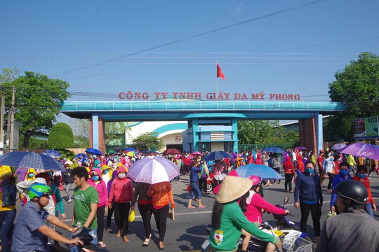 Tr&agrave; Vinh: Hơn 10.000 c&ocirc;ng nh&acirc;n C&ocirc;ng ty TNHH Gi&agrave;y da Mỹ Phong mất việc trước Tết - Ảnh 2.