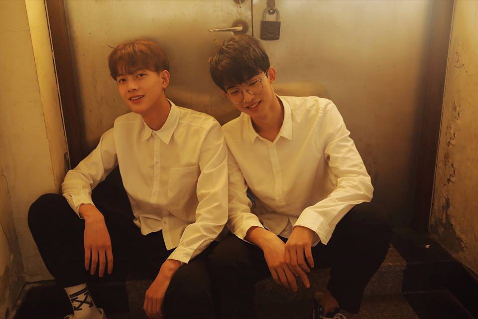 Hai hot boy Trung Quốc khoe bộ ảnh đậm mùi chemistry làm dân tình thi nhau đẩy thuyền - Ảnh 14. Hai hot boy Trung Quốc khoe bộ ảnh “đốn tim” dân mạng tuần qua Hai hot boy Trung Quốc khoe bộ ảnh đậm mùi chemistry làm dân tình thi nhau đẩy thuyền - Ảnh 14. Hai hot boy Trung Quốc khoe bộ ảnh “đốn tim” dân mạng tuần qua