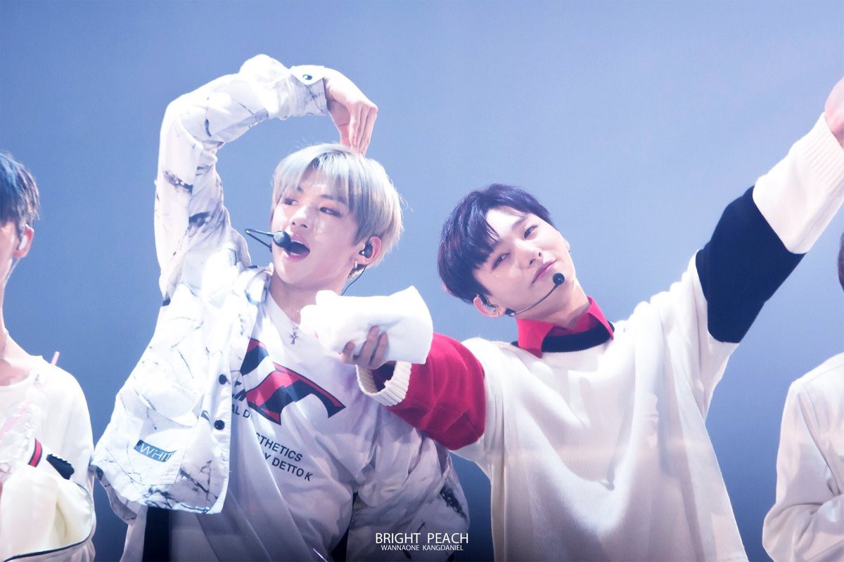 Hậu chia tay Wanna One, Kang Daniel và Yoon Jisung rời công ty cũ để gia nhập nhà mới - Ảnh 3. Hậu chia tay Wanna One, Kang Daniel và Yoon Jisung rời công ty cũ để gia nhập nhà mới - Ảnh 3.