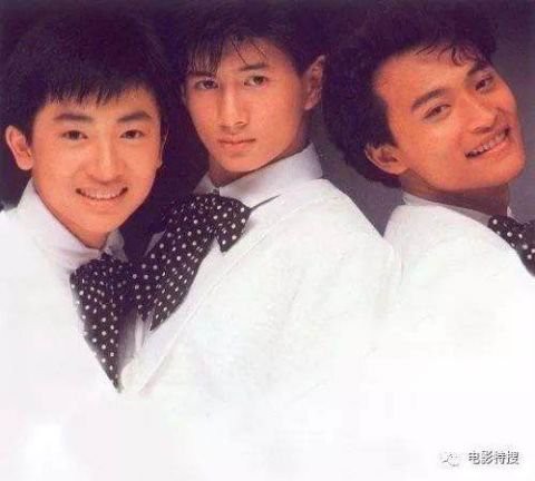 Tô Hữu Bằng tung hình cũ của nhóm nhạc mỹ nam nổi tiếng nhất những năm 1980 Tiểu Hổ Đội: Cả bầu trời ký ức ùa về! - Ảnh 8. Tô Hữu Bằng tung hình cũ của nhóm nhạc mỹ nam nổi tiếng nhất những năm 1980 Tiểu Hổ Đội: Cả bầu trời ký ức ùa về! - Ảnh 8.