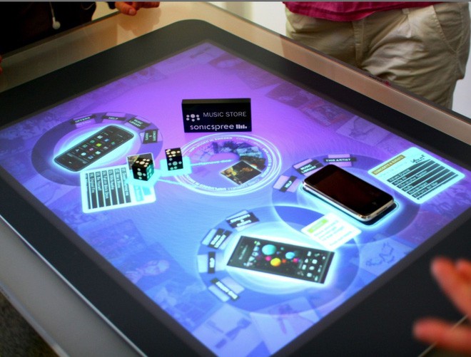 Ngược d&ograve;ng thời gian: Sự tiến ho&aacute; của m&agrave;n h&igrave;nh cảm ứng từ thập ni&ecirc;n 50 đến nay - Ảnh 12.