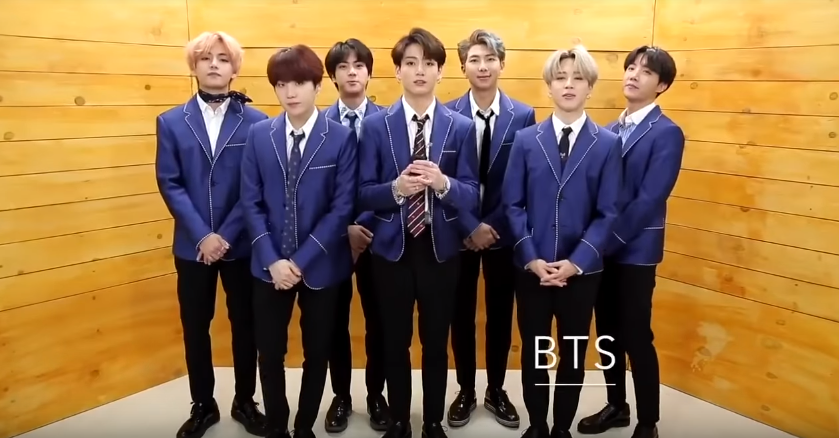 Thành viên nào của BTS phù hợp tham gia show ca hát mặt nạ phiên bản Mỹ? - Ảnh 2. Thành viên nào của BTS phù hợp tham gia show ca hát mặt nạ phiên bản Mỹ? - Ảnh 2.