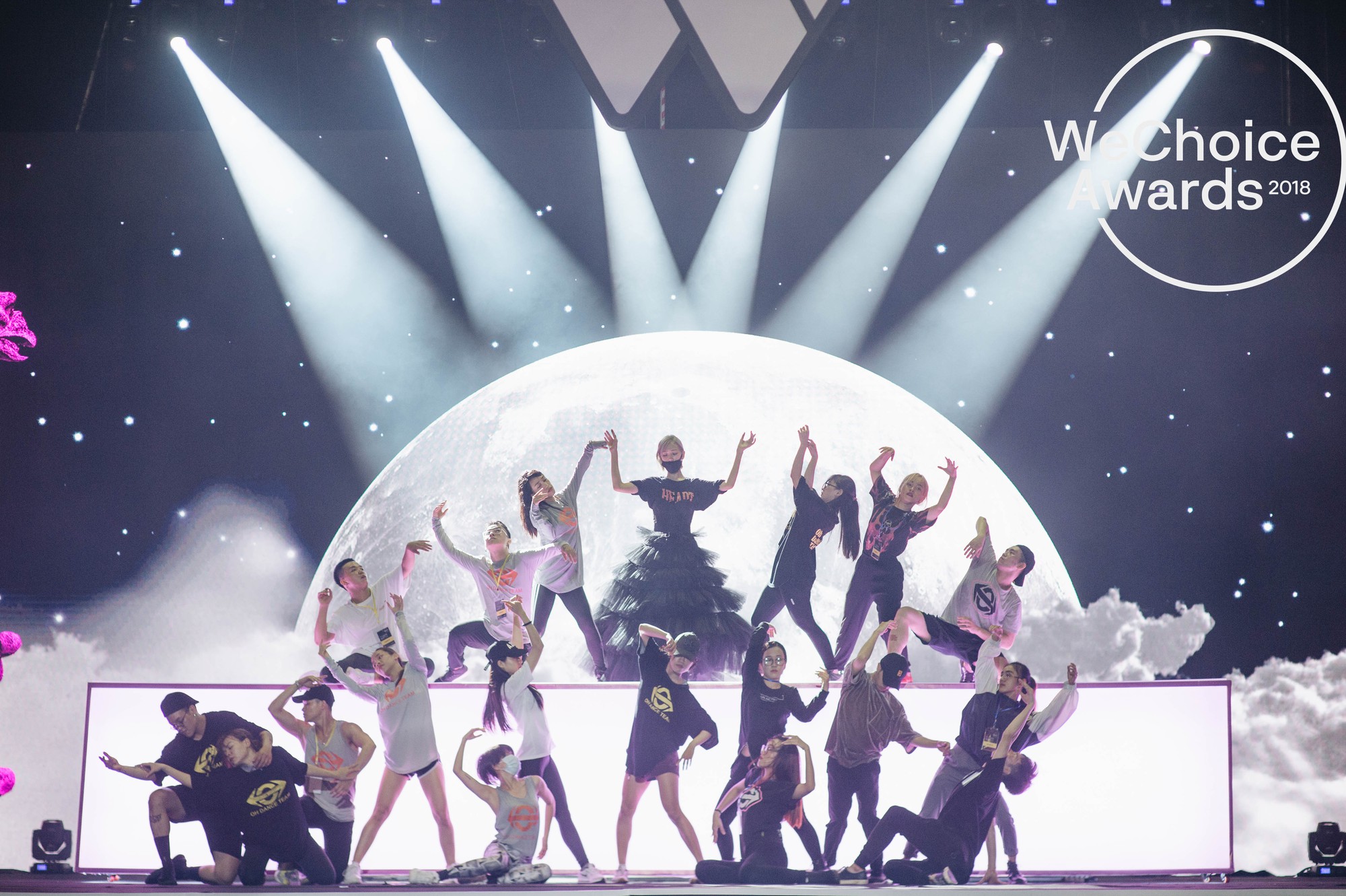 Nhìn lại những điểm độc đáo của sân khấu Gala WeChoice 2018 mà bạn không thể bỏ qua vào tối nay! - Ảnh 3. Nhìn lại những điểm độc đáo của sân khấu Gala WeChoice 2018 mà bạn không thể bỏ qua vào tối nay! - Ảnh 3.