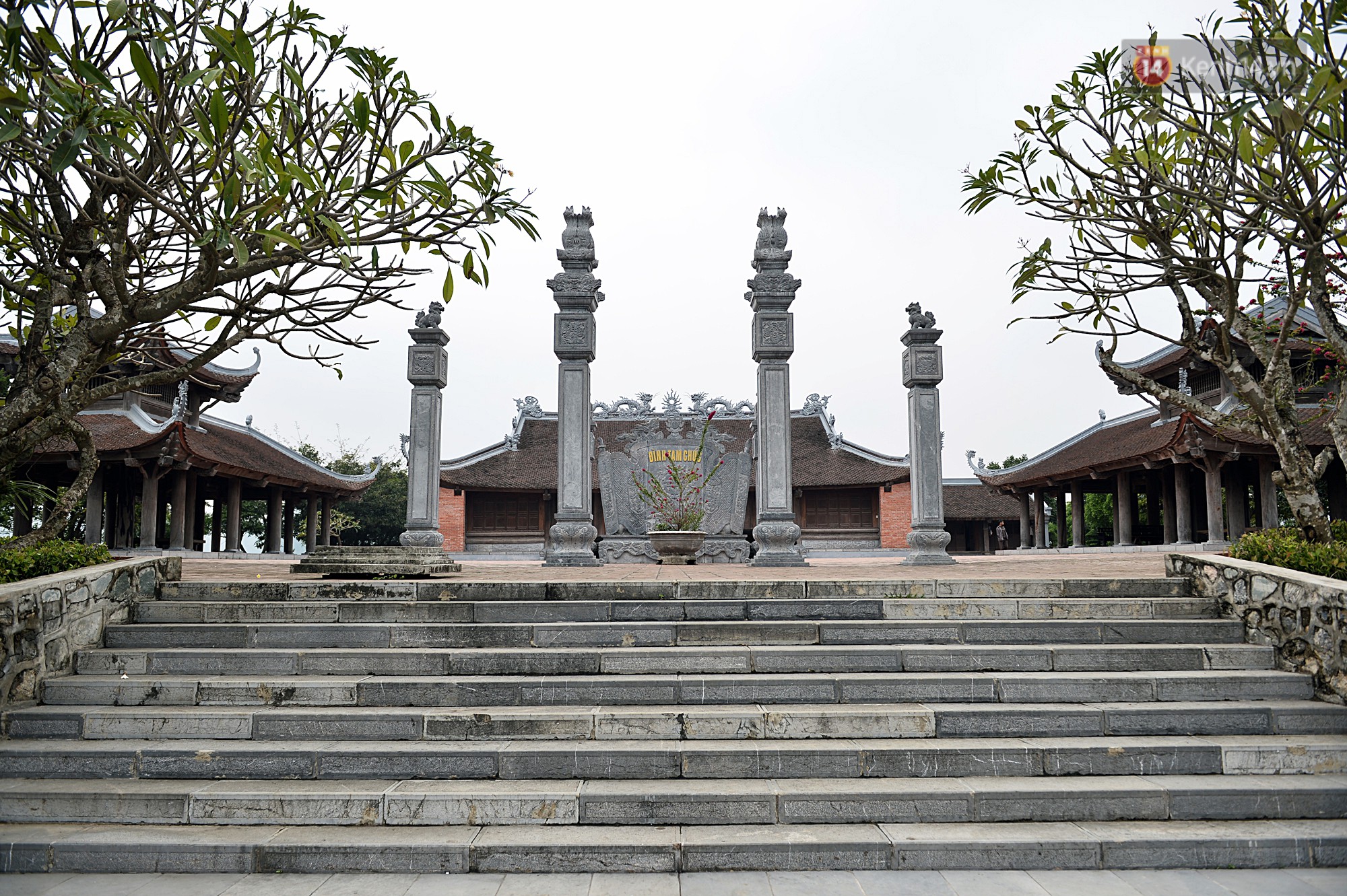 Cận cảnh ngôi chùa lớn nhất Việt Nam - Nơi sẽ đặt báu vật thiên thạch mặt trăng 600.000 USD được đấu giá từ Mỹ - Ảnh 6. Cận cảnh ngôi chùa lớn nhất Việt Nam - Nơi sẽ đặt báu vật thiên thạch mặt trăng 600.000 USD được đấu giá từ Mỹ - Ảnh 6.