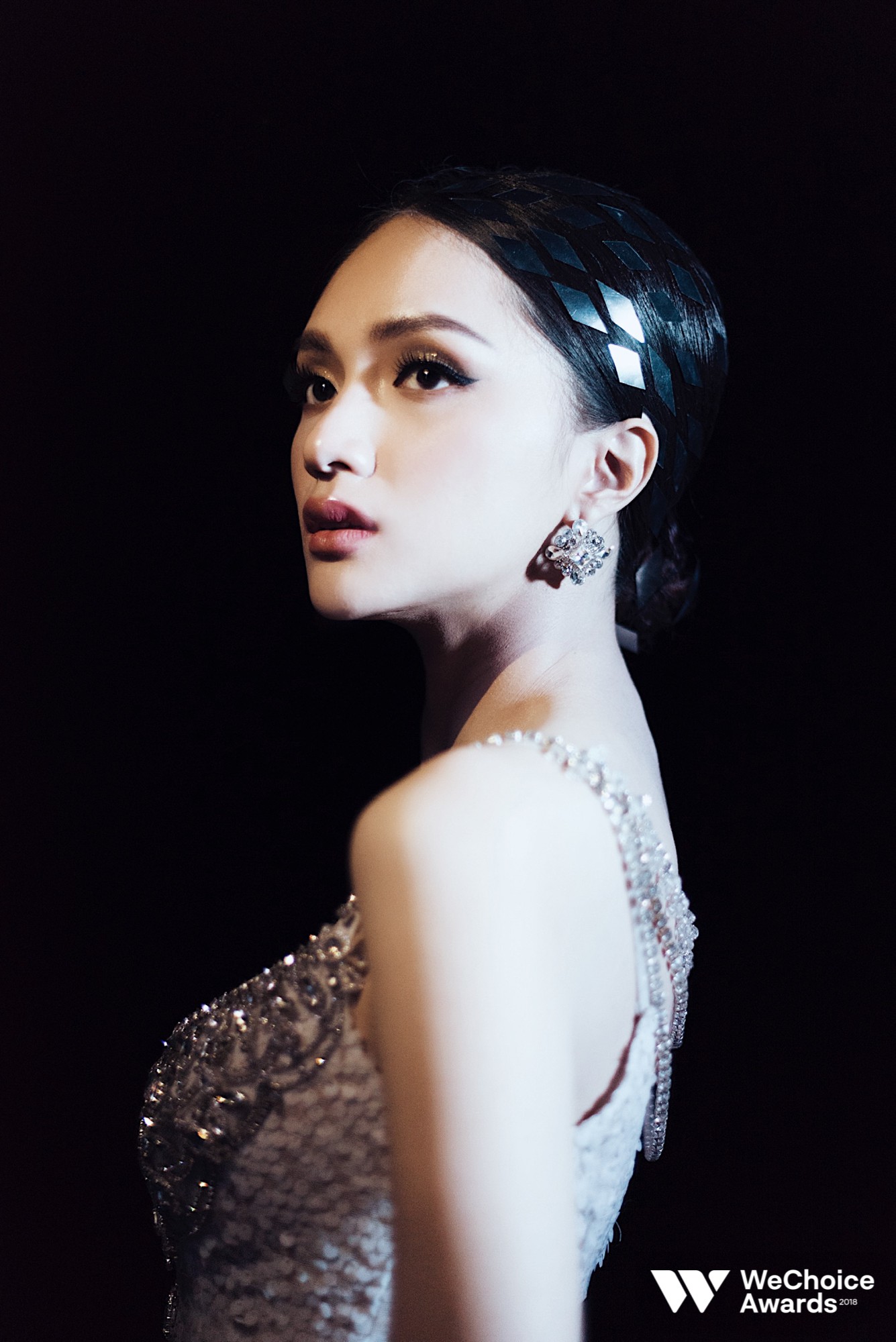 Chùm ảnh đẹp đến nao lòng của dàn nghệ sĩ Việt tại hậu trường Gala WeChoice Awards 2018 - Ảnh 1. Chùm ảnh đẹp đến nao lòng của dàn nghệ sĩ Việt tại hậu trường Gala WeChoice Awards 2018 - Ảnh 1.