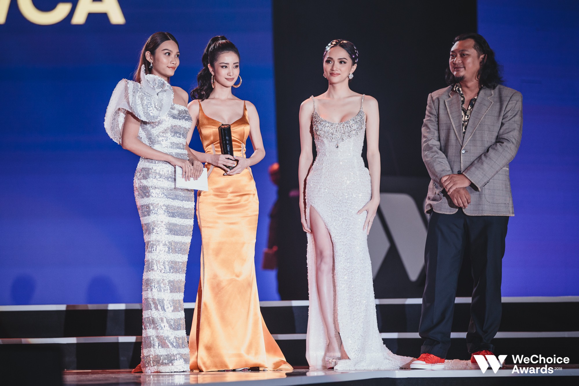 Kết quả chung cuộc WeChoice 2018 hạng mục giải trí: Vũ Cát Tường và loạt nghệ sĩ được gọi tên, Đen gây bất ngờ nhất - Ảnh 6. Kết quả chung cuộc WeChoice 2018 hạng mục giải trí: Vũ Cát Tường và loạt nghệ sĩ được gọi tên, Đen gây bất ngờ nhất - Ảnh 6.