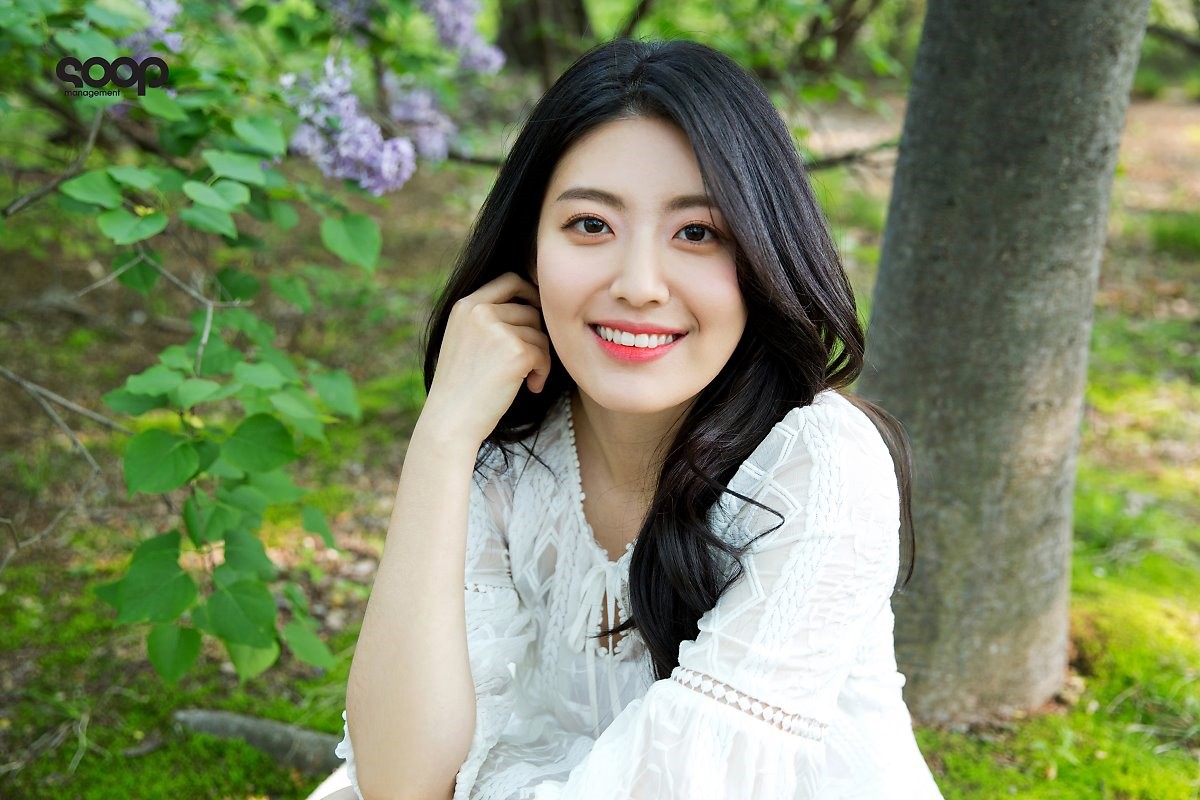 6 diễn viên Hàn cầm tinh tuổi Hợi sẽ đón năm tuổi trong 2019 - Ảnh 6. 6 diễn viên Hàn cầm tinh tuổi Hợi sẽ đón năm tuổi trong 2019 - Ảnh 6.