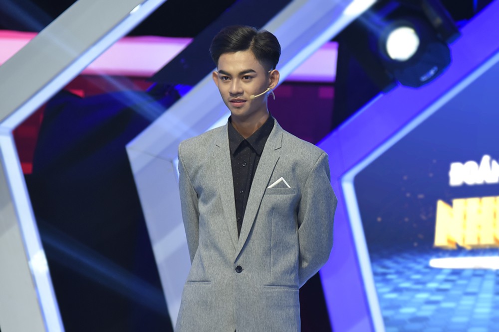 Hương Giang ngỡ ngàng trước tuổi thật của người phụ nữ không chồng không con - Ảnh 2. Hương Giang ngỡ ngàng trước tuổi thật của người phụ nữ không chồng không con - Ảnh 2.