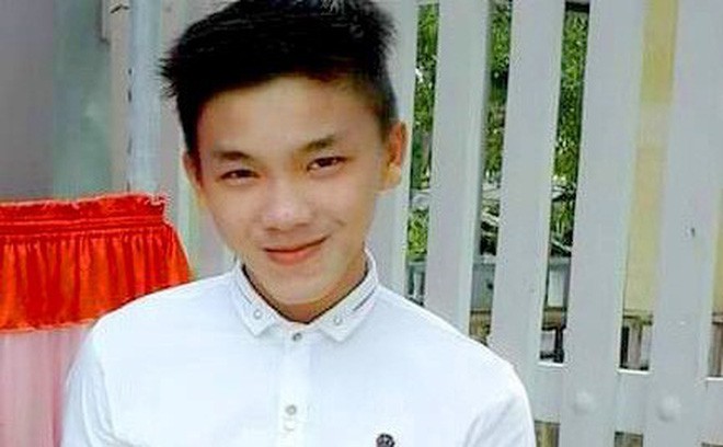 Đã bắt được thanh niên 19 tuổi nghi ngáo đá giết mẹ và em trai 6 tuổi tại nhà riêng ở Khánh Hòa - Ảnh 2.