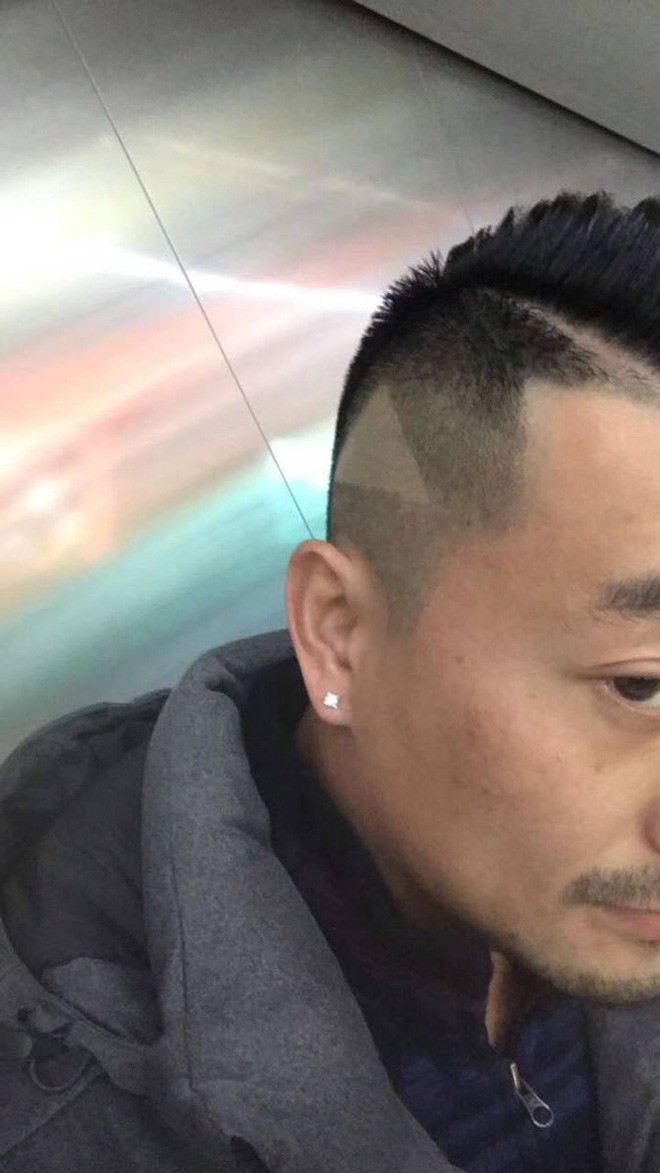 Chụp màn hình ẩu đưa thợ cắt tóc, anh chàng Trung Quốc được luôn nút play trên đầu - Ảnh 2.