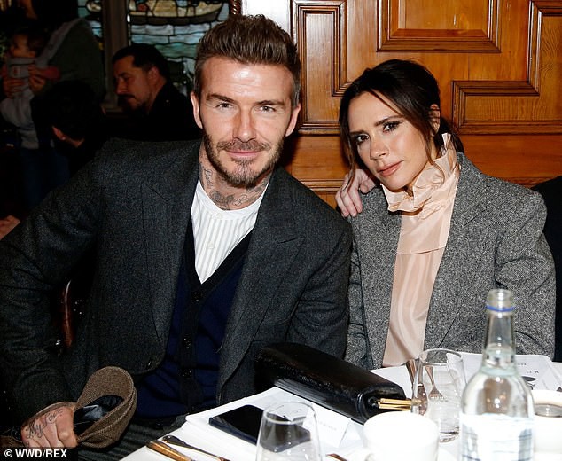 Đây là động thái của vợ chồng Beckham giữa tin đồn bị Angelina Jolie phá hoại hạnh phúc hôn nhân - Ảnh 2.