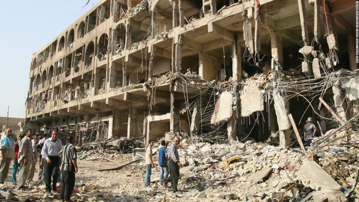Hướng đến trận Việt Nam - Iraq: Bóng đá ở Iraq và hành trình vượt qua địa ngục chiến tranh cùng vị Chủ tịch quái đản - Ảnh 2. Hướng đến trận Việt Nam - Iraq: Bóng đá ở Iraq và hành trình vượt qua địa ngục chiến tranh cùng vị Chủ tịch quái đản - Ảnh 2.