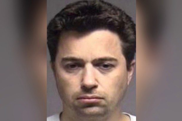 Kẻ cầm đầu băng nh&oacute;m ấu d&acirc;m trực tuyến bị h&agrave;nh hung đến chết trong t&ugrave; - Ảnh 1.