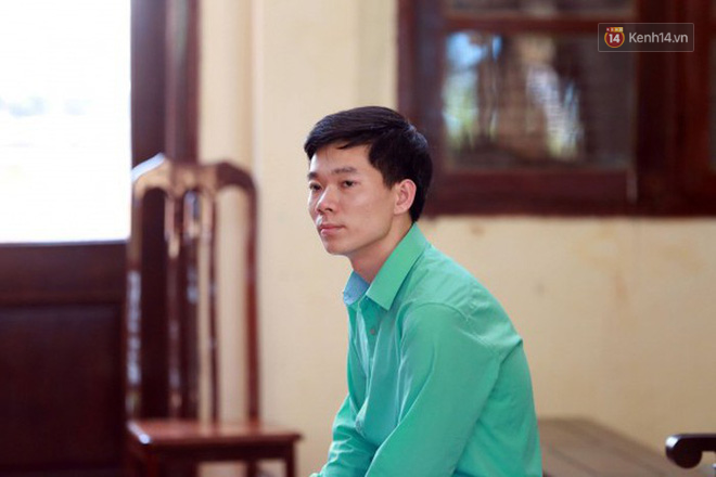 Xét xử vụ sự cố chạy thận làm 9 người chết ở Hoà Bình: Bác sỹ Hoàng Công Lương vắng mặt không lý do - Ảnh 2.