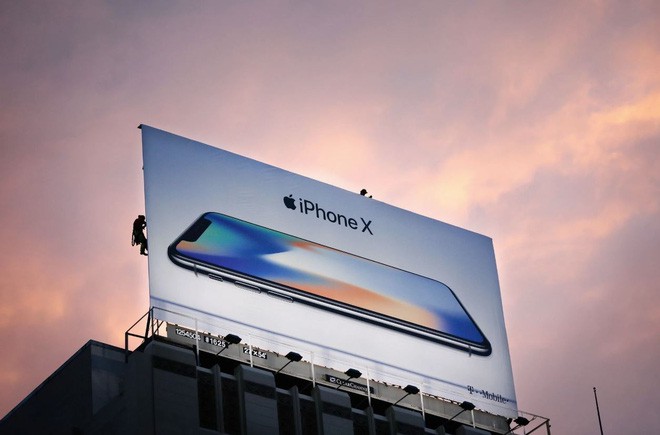 Lời tự thuật h&agrave;i hước từ chuy&ecirc;n gia: Thật ra iPhone b&aacute;n ế l&agrave; do mẹ t&ocirc;i cả đ&oacute;! - Ảnh 1.