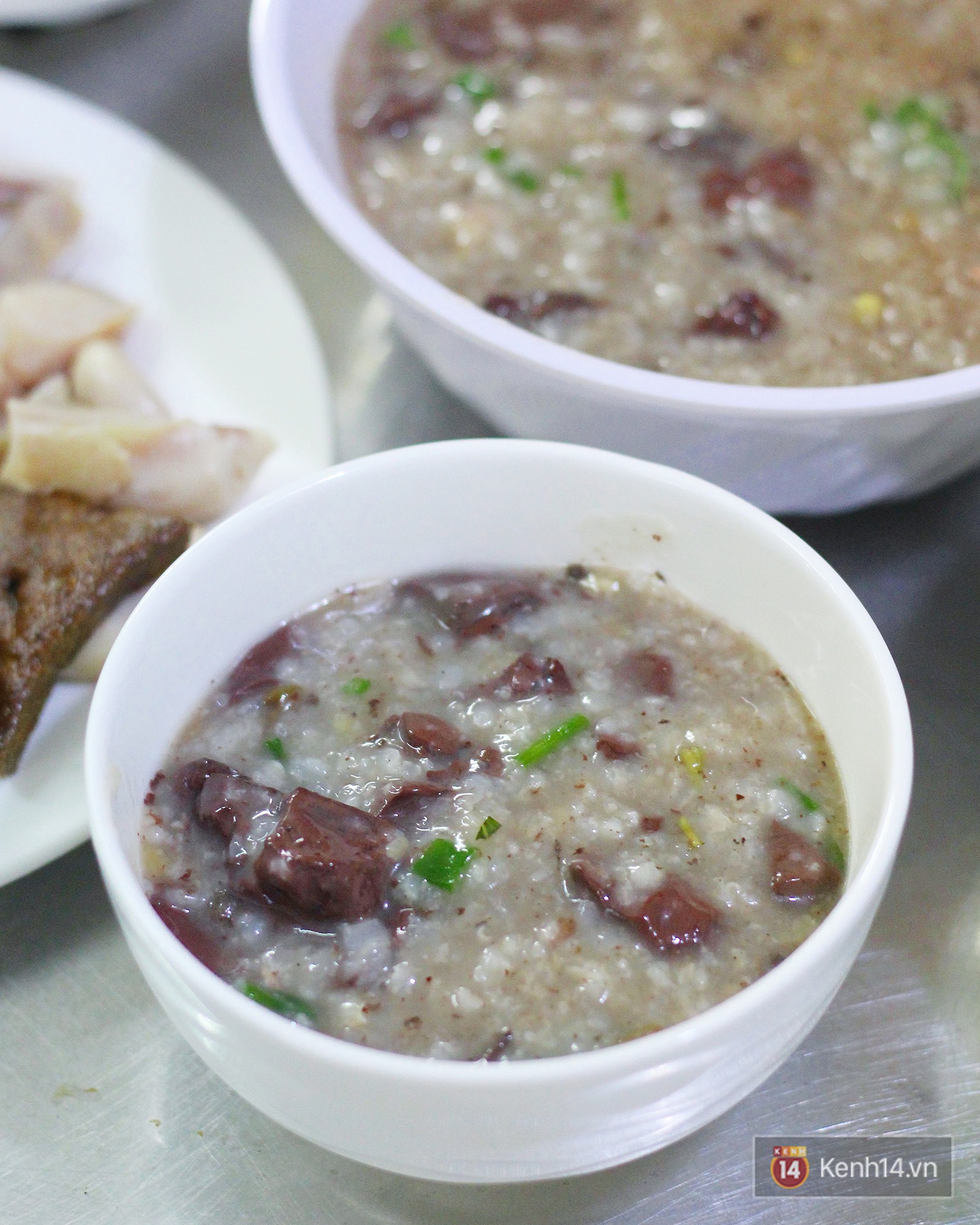 Tỏ tình bằng... cháo lòng, nghe vô lý nhưng mà thuyết phục cực kỳ, dân mạng chỉ biết gật đầu lia lịa vì hay quá! - Ảnh 3. Tỏ tình bằng... cháo lòng, nghe vô lý nhưng mà thuyết phục cực kỳ, dân mạng chỉ biết gật đầu lia lịa vì hay quá! - Ảnh 3.