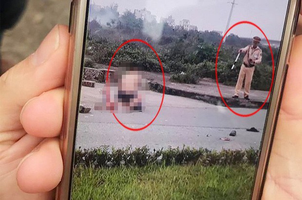 Trung tá CSGT đứng nhìn thanh niên dùng kéo đâm chết bạn gái ở Ninh Bình bị giáng cấp bậc hàm - Ảnh 1.