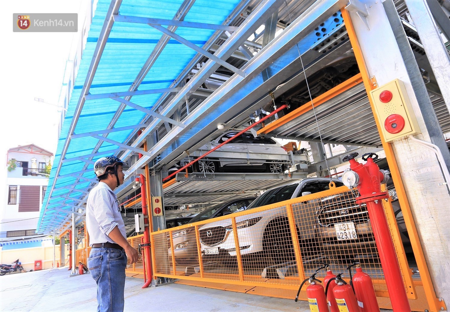 Cận cảnh bãi đỗ xe 6 tầng thông minh, tự động xếp hình đầu tiên ở Đà Nẵng - Ảnh 17. Cận cảnh bãi đỗ xe 6 tầng thông minh, tự động xếp hình đầu tiên ở Đà Nẵng - Ảnh 17.