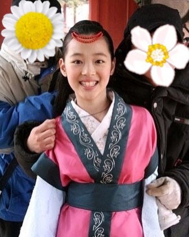 Choi Sulli: Nàng hoa lê tuyết được Lee So Man cưng chiều nhưng làm gì, yêu ai cũng chẳng bao giờ vừa mắt netizen Hàn - Ảnh 2.