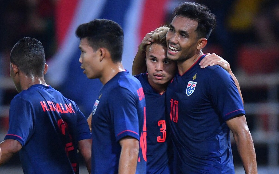 VÒNG LOẠI WORLD CUP CHÂU Á, tin tức Mới nhất Thắng dễ UAE, Thái Lan chiếm lại ngôi đầu bảng sau