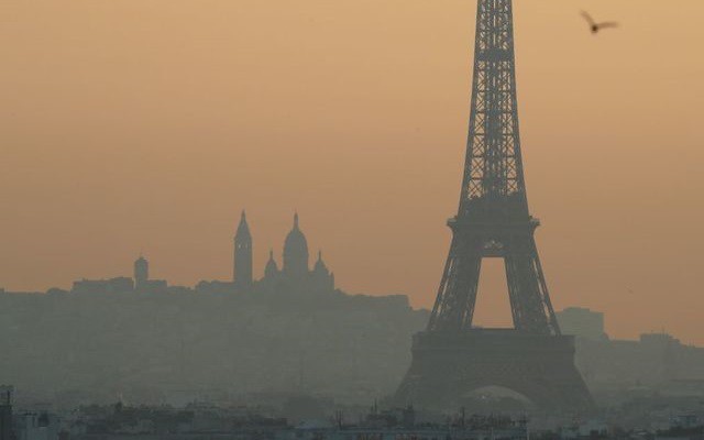 Ô nhiễm không khí làm 400.000 người chết sớm tại châu Âu - Ảnh 1.