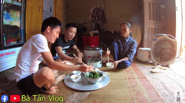 Giữa lùm xùm bị tố này tố kia, Bà Tân Vlog bất ngờ được dân mạng bênh chằm chặp vì tìm lại được đoạn clip này - Ảnh 7.