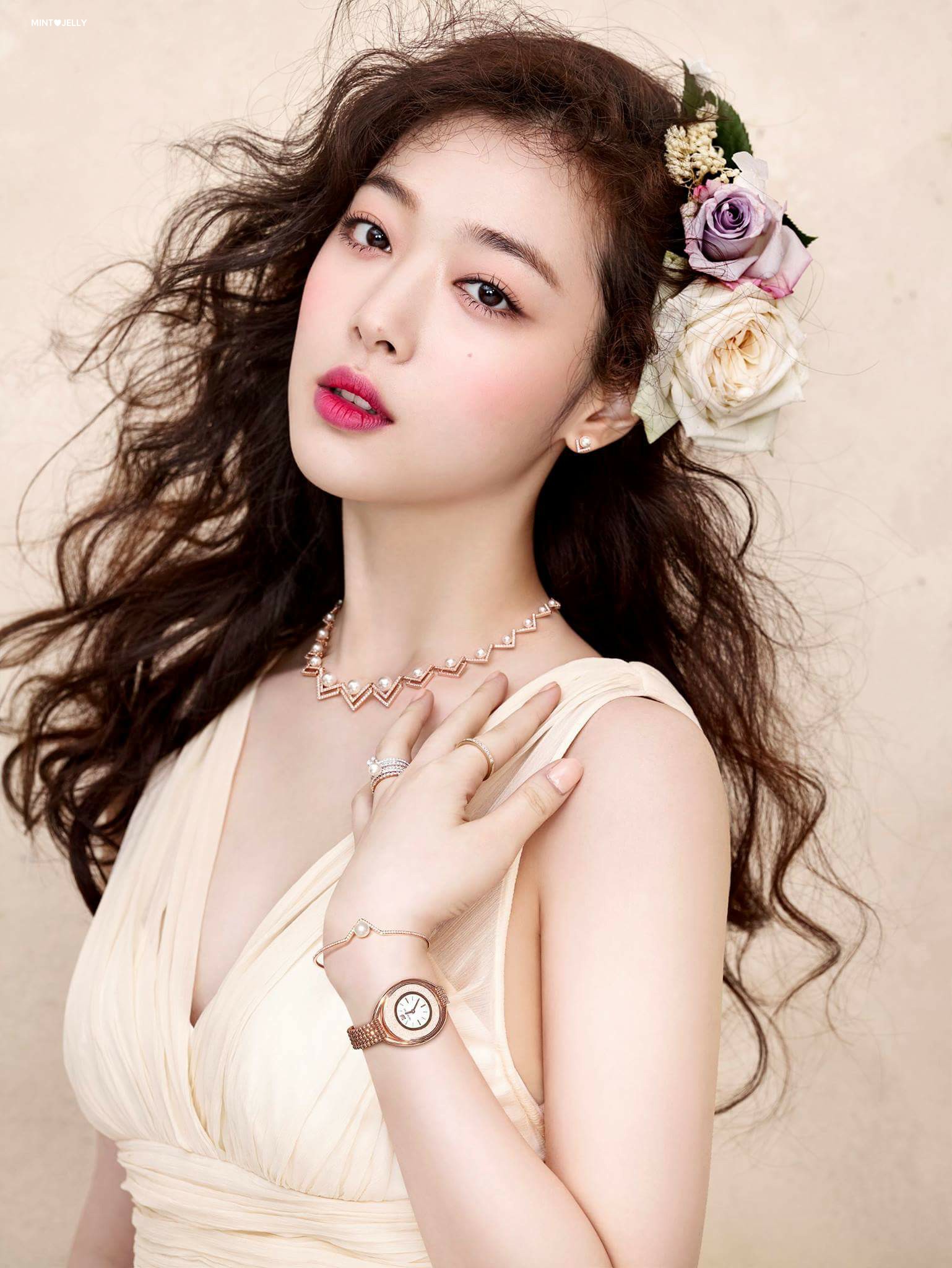 Солли корейская. Sulli choi. Солли айдол. Sulli корейская певица. Choi jinri (Sulli f(x)).