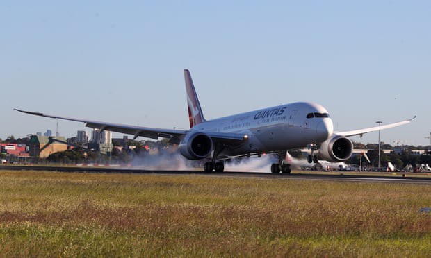 Qantas hoàn tất chuyến bay thẳng dài nhất thế giới  - Ảnh 1.