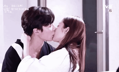 [K-Drama]: Behind the scenes 4 sweet kisses in Korean drama