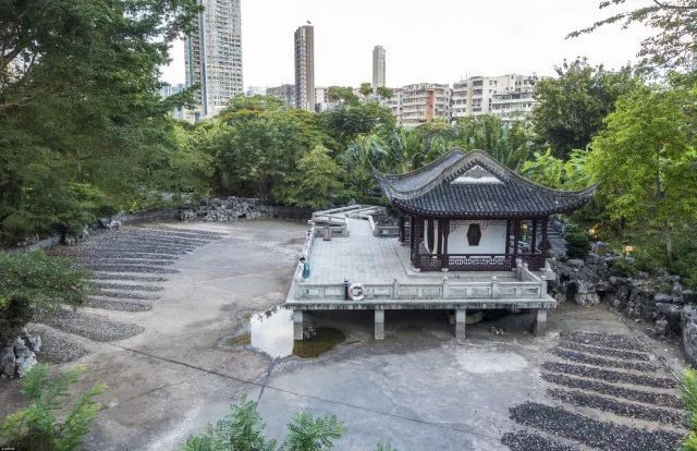 Cửu Long Thành Trại ở Hong Kong: Nơi đầy rẫy tội phạm, tệ nạn nhưng lại là mái ấm tình thương cho người già và trẻ em - Ảnh 20.