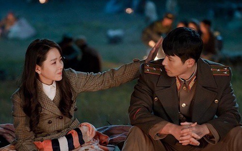Phim của Hyun Bin và chị đẹp Son Ye Jin tung teaser như ghẹo Song Hye Kyo thế này? - Ảnh 9.