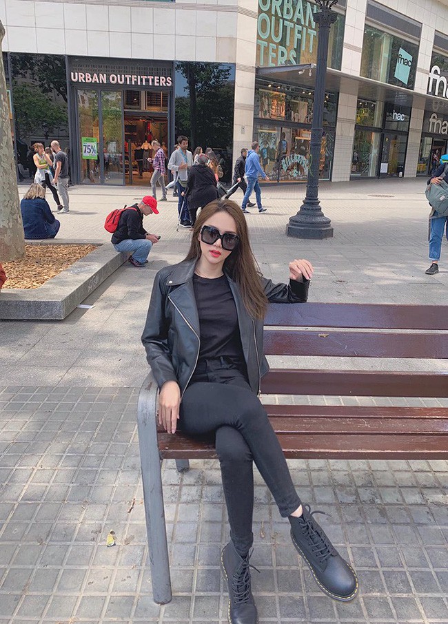Những lần diện đồ all black của c&aacute;c người đẹp Việt - H&agrave;n: Từ thần th&aacute;i, nhan sắc đến mix đồ đều đẹp xuất sắc - Ảnh 6.