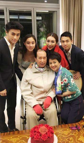 Gia tộc Macau chi tiền khủng thế n&agrave;o? Ming Xi đẻ ch&aacute;u đ&iacute;ch t&ocirc;n hết 1,7 tỷ, ph&iacute; chăm s&oacute;c tr&ugrave;m s&ograve;ng bạc c&ograve;n cho&aacute;ng hơn - Ảnh 3.