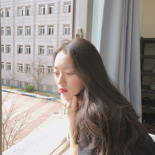 Tròn mắt visual dàn mỹ nhân 2k1 được báo Hàn ngợi ca không đùa được đâu: Bản sao Sulli có đọ lại gà nhà JYP? - Ảnh 2.