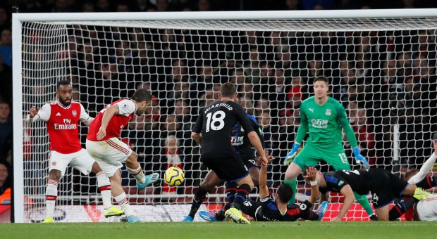 Arsenal hòa thất vọng trên sân nhà dù dẫn trước hai bàn trong ngày VAR không đứng về phía họ - Ảnh 7.