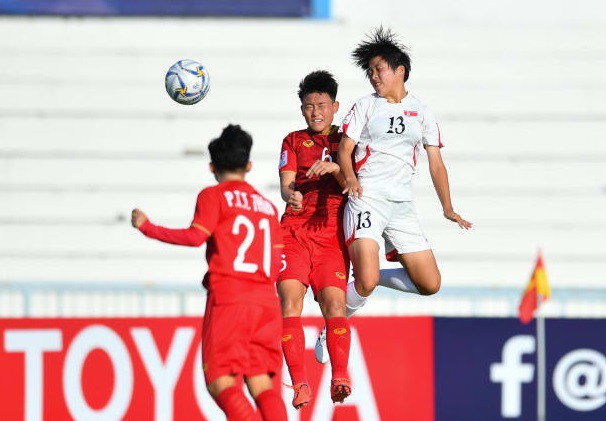 VCK U19 nữ châu Á 2019: Việt Nam nỗ lực đáng khen nhưng CHDCND Triều Tiên quá mạnh - Ảnh 1.