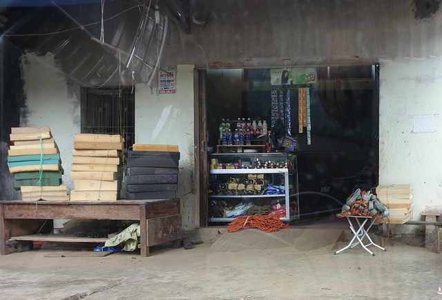 Tận thấy đường đi của h&agrave;ng lậu &ldquo;tuồn&rdquo; từ Trung Quốc về Việt Nam - Ảnh 6.