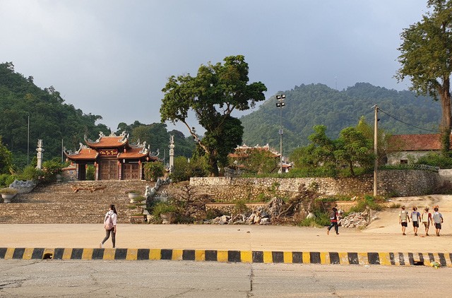 Tận thấy đường đi của h&agrave;ng lậu &ldquo;tuồn&rdquo; từ Trung Quốc về Việt Nam - Ảnh 7.