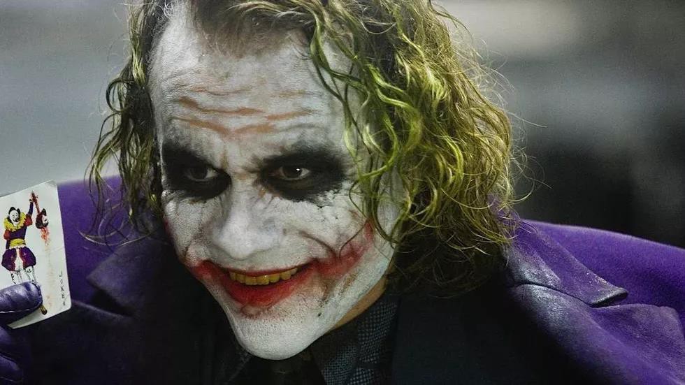 10 câu thoại kinh điển mọi thời đại của Joker: Nếu bạn giỏi thứ gì đó đừng bao giờ làm nó miễn phí trở thành tuyên ngôn giới trẻ - Ảnh 2.