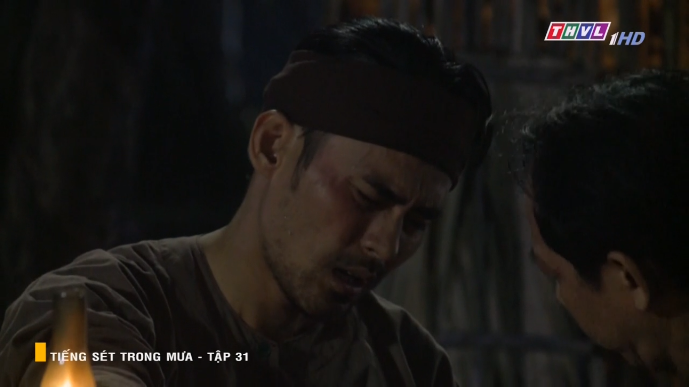 Tiếng S&eacute;t Trong Mưa tập 31: Bổn cũ soạn lại, tuyệt chi&ecirc;u thả th&iacute;nh của mẹ con Thị B&igrave;nh ch&iacute;nh l&agrave; h&aacute;t ru cậu chủ? - Ảnh 19.